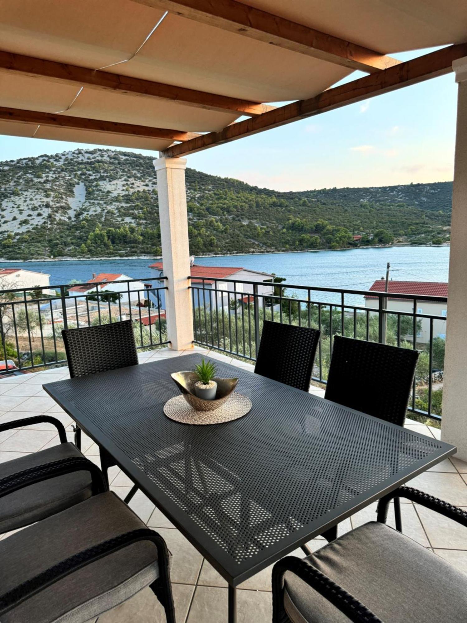 Apartman Vitanov Vinišće Zewnętrze zdjęcie