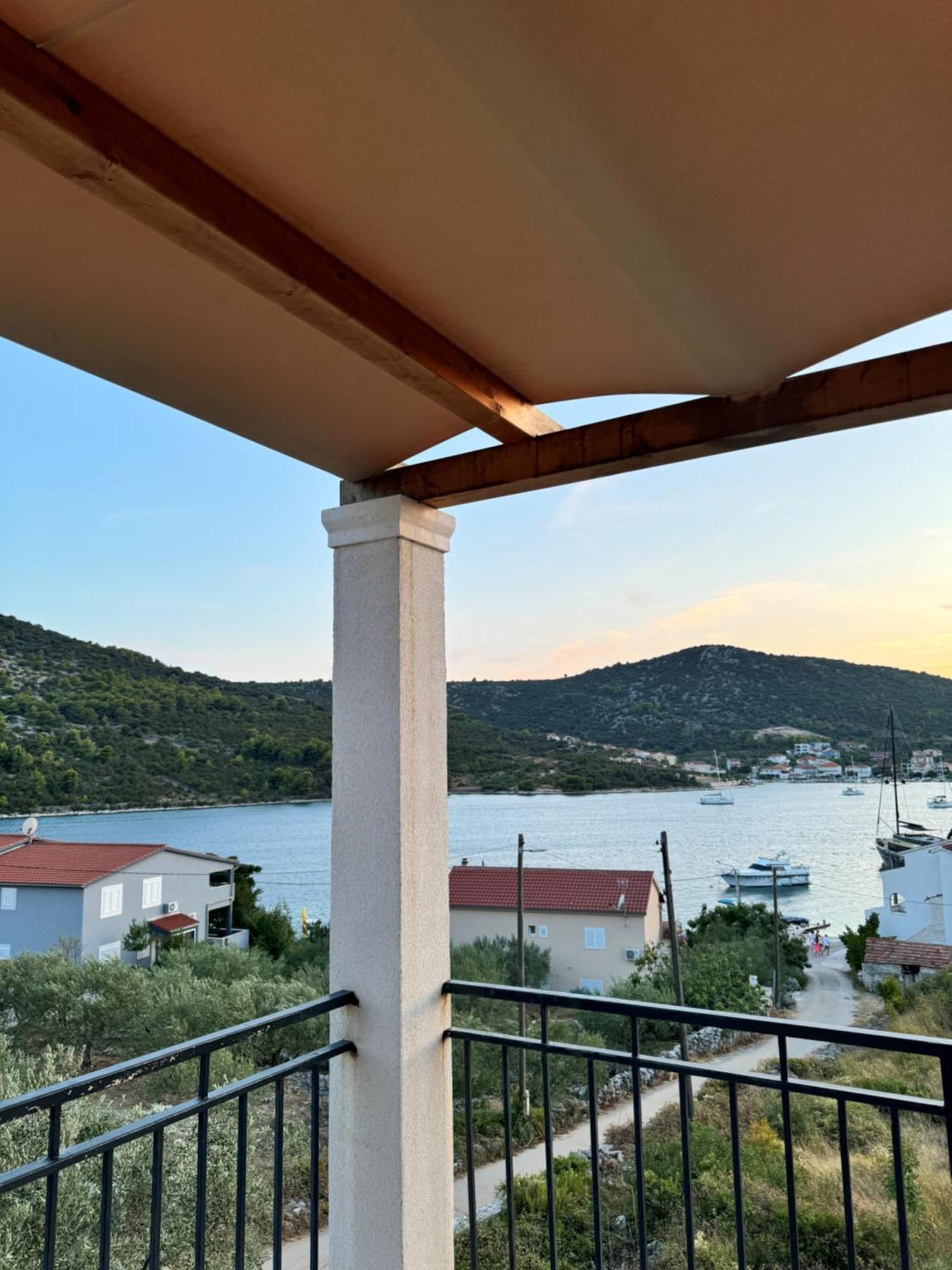 Apartman Vitanov Vinišće Zewnętrze zdjęcie